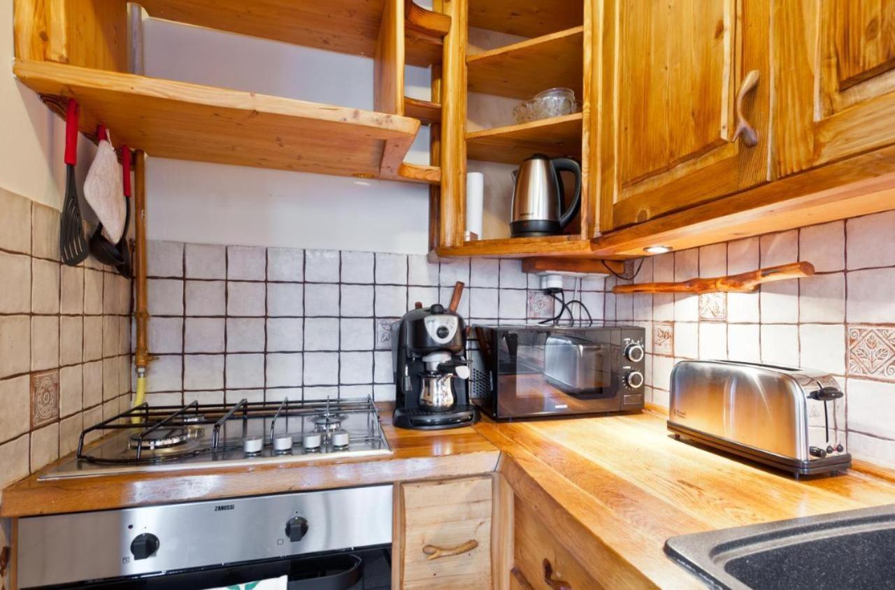 Green Apartment Budapest Bagian luar foto
